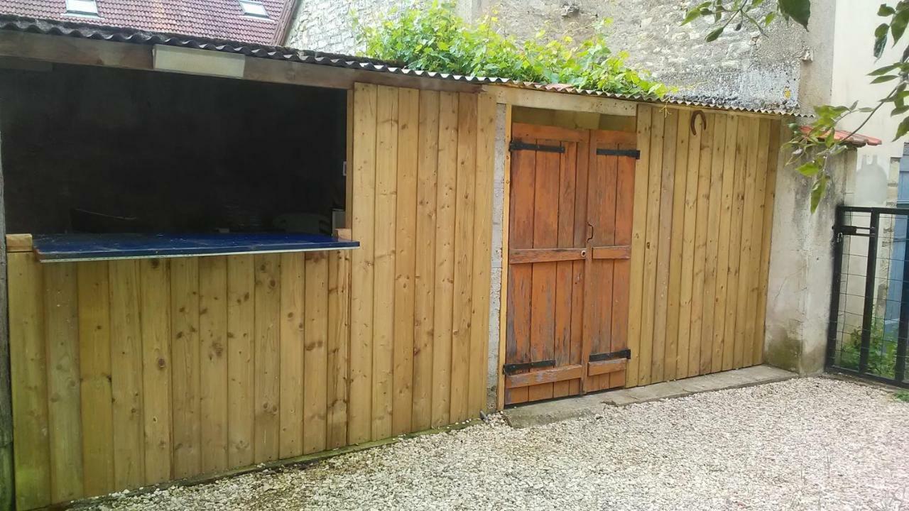 Jolie Maison De Potier Deux Rivieres Luaran gambar